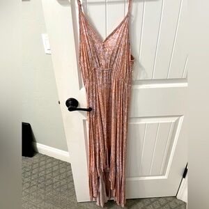 Forever 21 hi lo
Dress